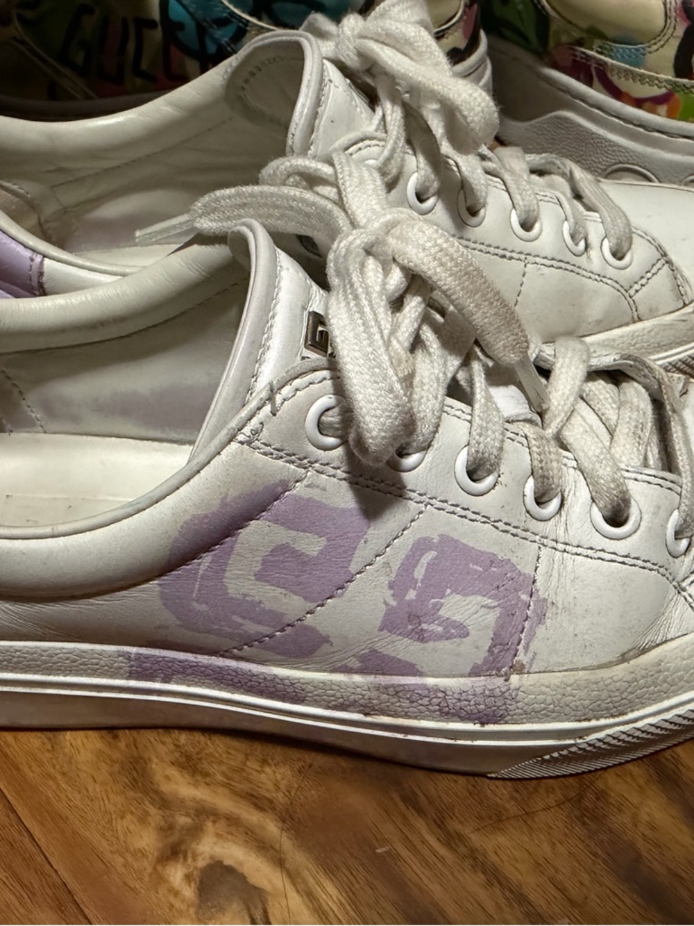 Givenchy White Leather Low-Top Sneakers with Lilac Logo